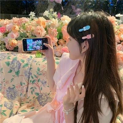 聚焦海报